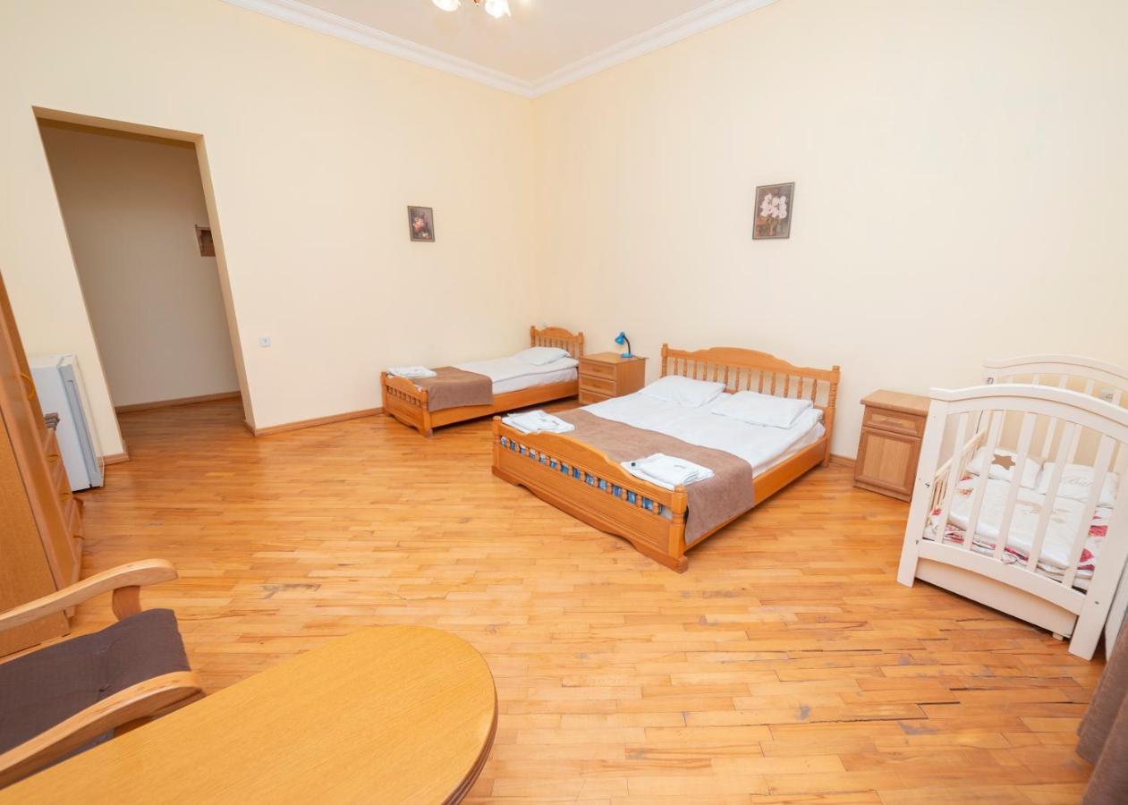Popock Dilijan 2 Bed & Breakfast Eksteriør bilde