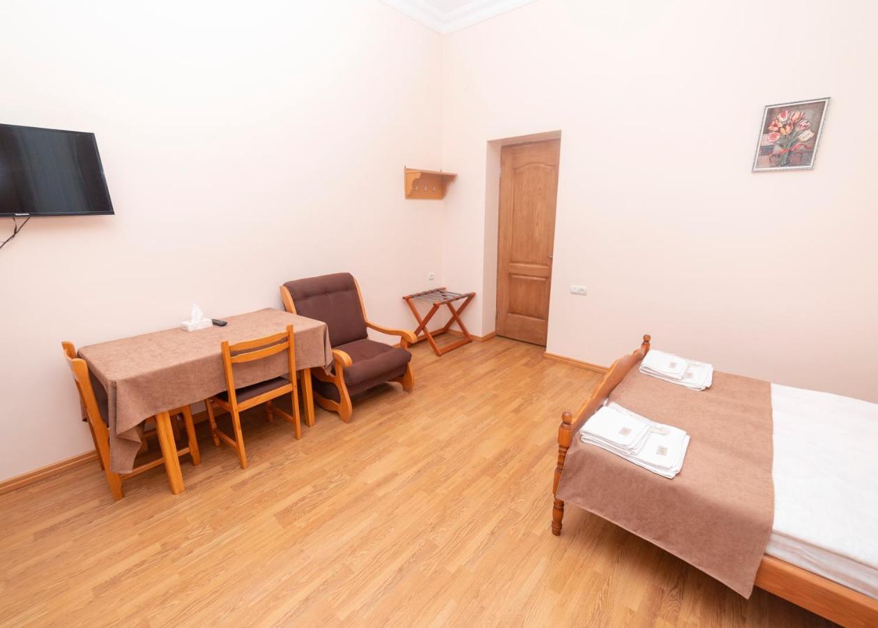 Popock Dilijan 2 Bed & Breakfast Eksteriør bilde