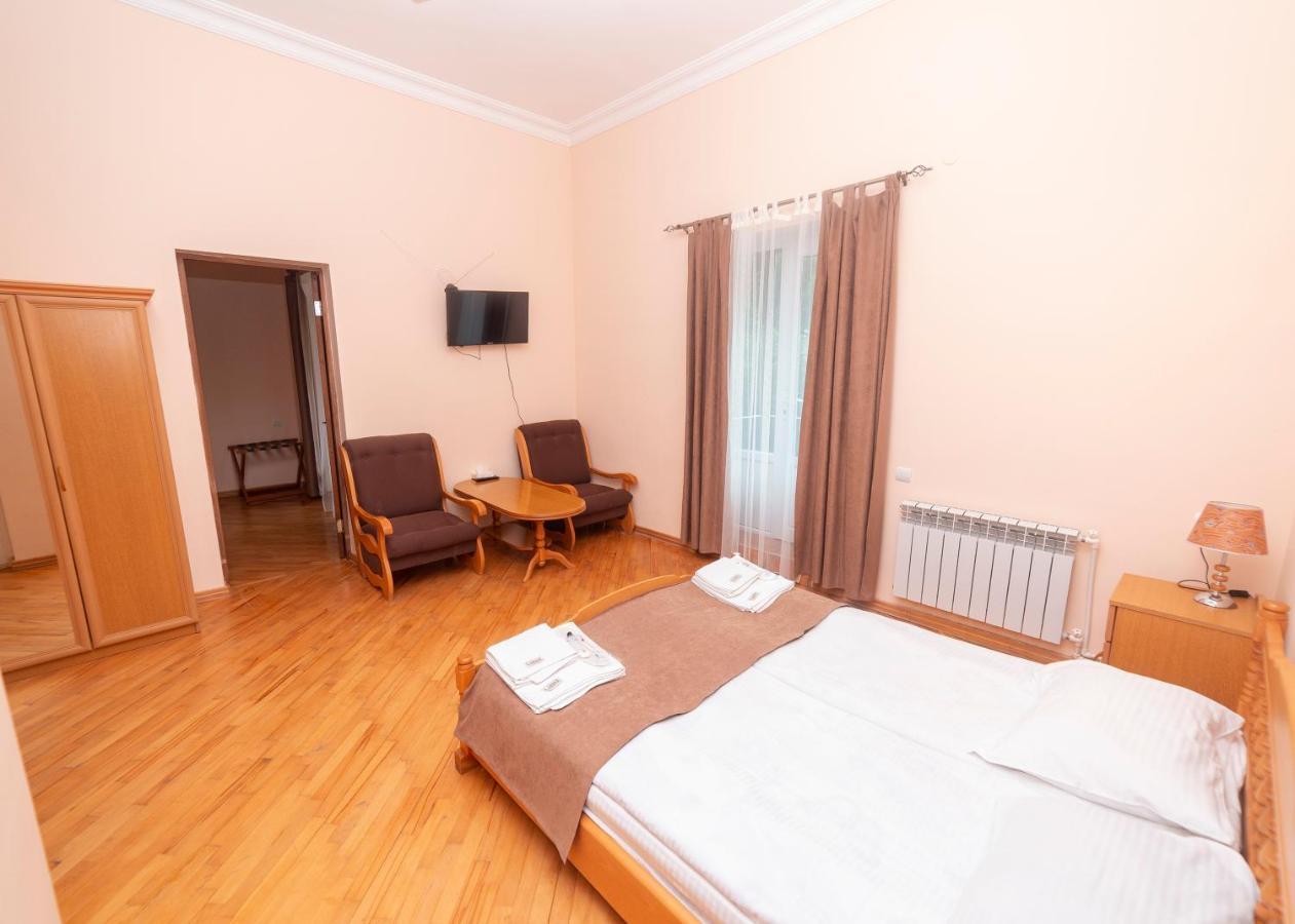Popock Dilijan 2 Bed & Breakfast Eksteriør bilde