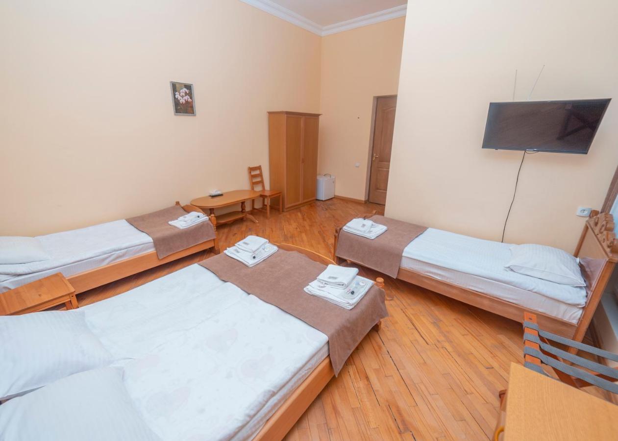 Popock Dilijan 2 Bed & Breakfast Eksteriør bilde