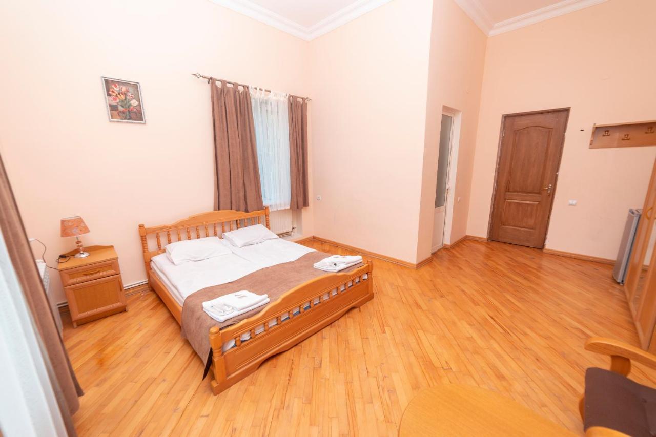 Popock Dilijan 2 Bed & Breakfast Eksteriør bilde