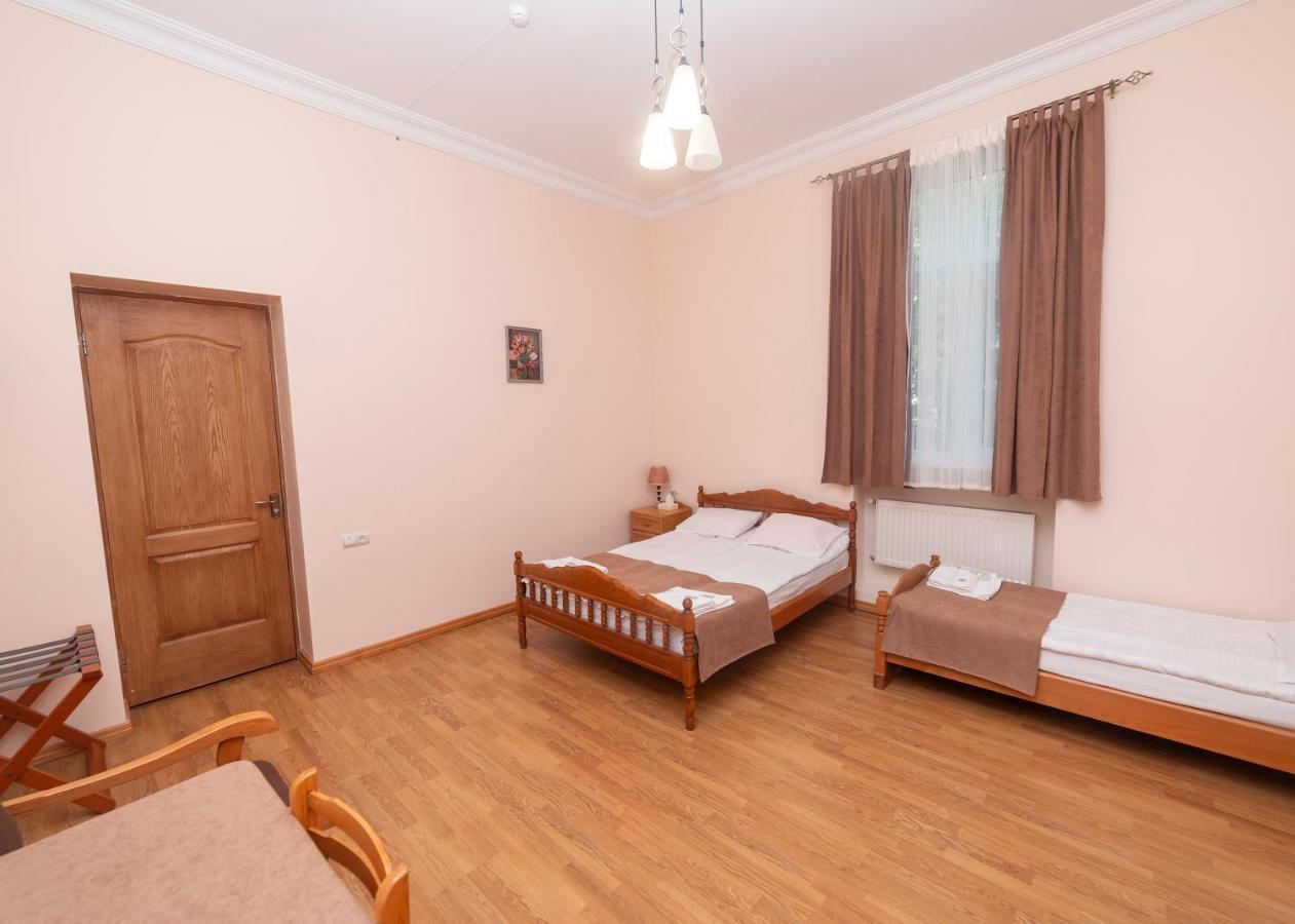 Popock Dilijan 2 Bed & Breakfast Eksteriør bilde