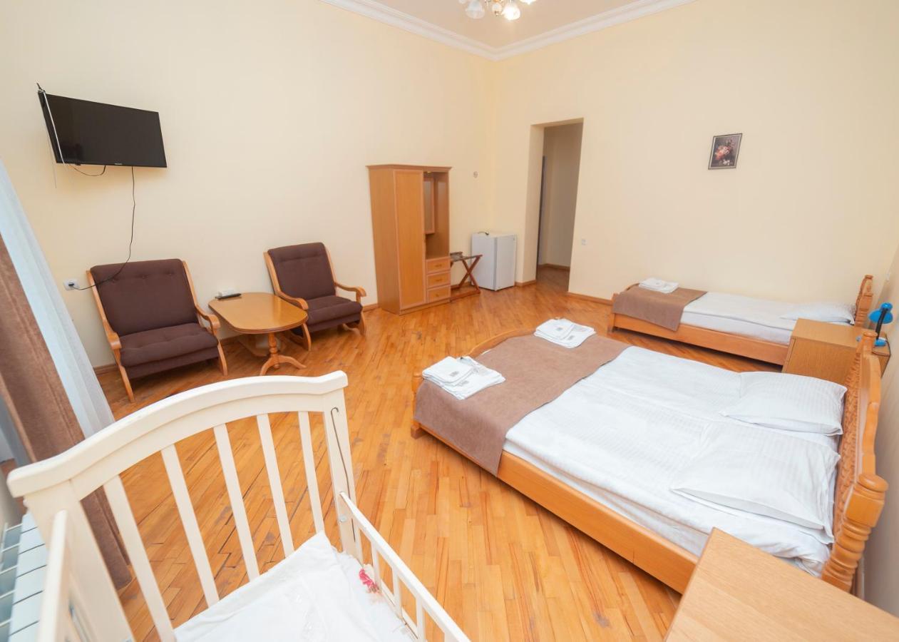 Popock Dilijan 2 Bed & Breakfast Eksteriør bilde
