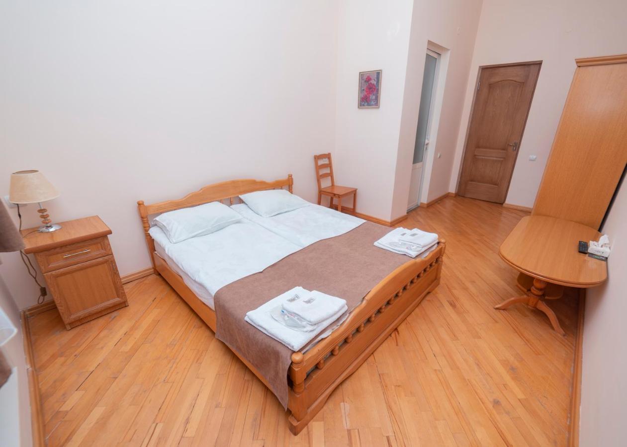 Popock Dilijan 2 Bed & Breakfast Eksteriør bilde