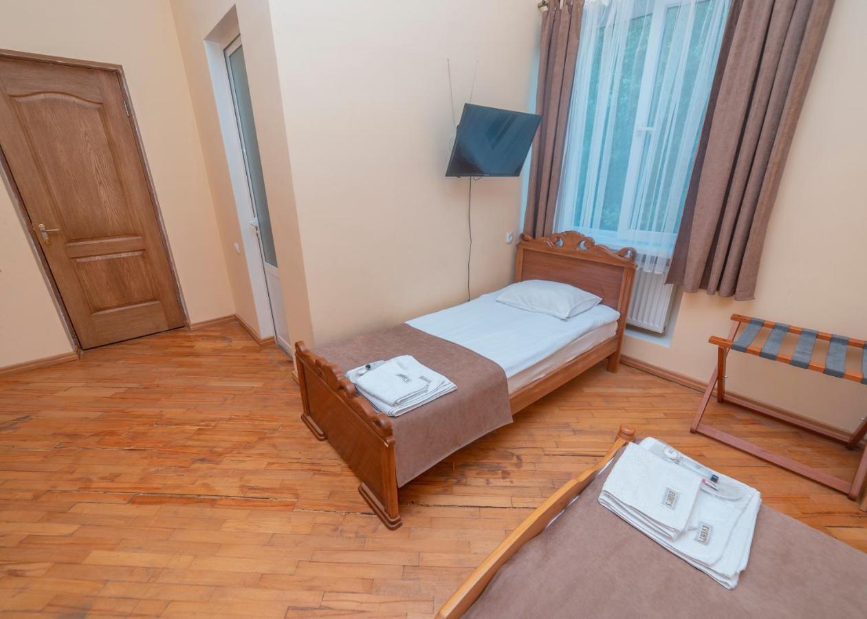 Popock Dilijan 2 Bed & Breakfast Eksteriør bilde